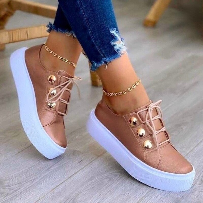 BoldStride | Dikke plateau sneakers voor dames – Comfortabele, trendy sneakers met gouden knoopjes