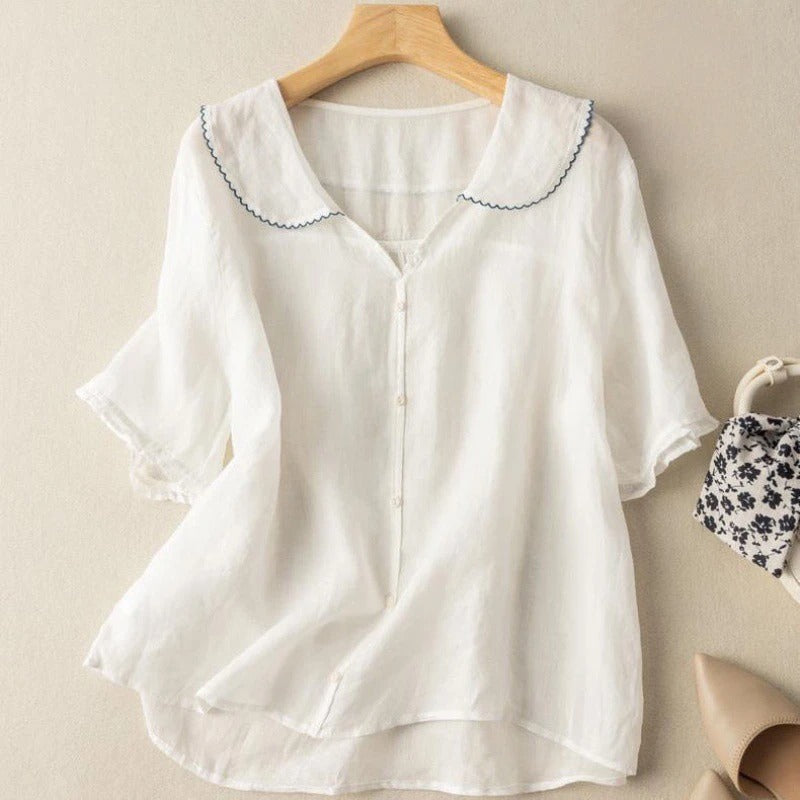Irivara | Luchtige damesblouse met halflange mouwen – Geborduurde kraag, V-hals, knoopsluiting