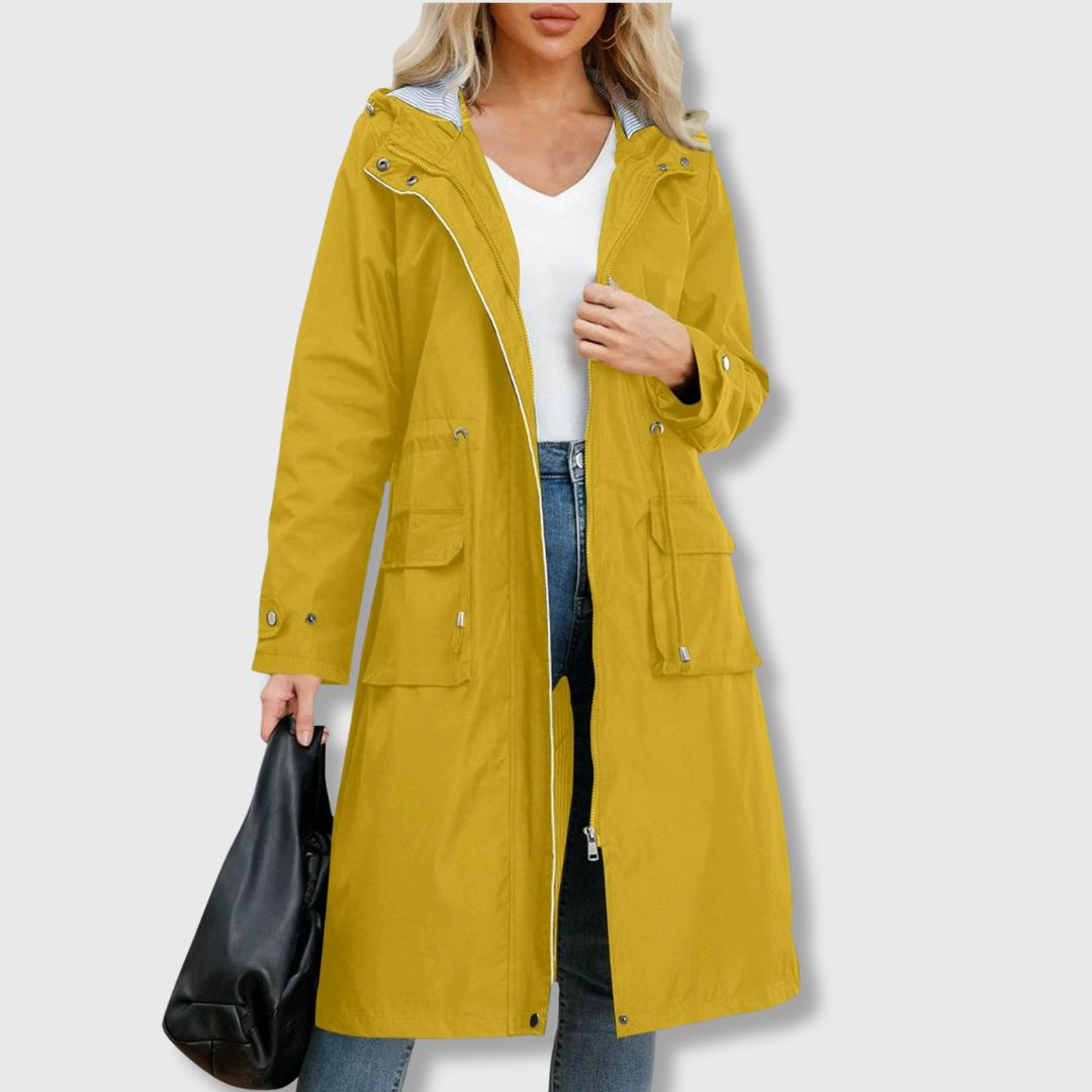 Benigna | Lange regenjas met capuchon voor dames – Waterdichte, casual outdoorjas met capuchon