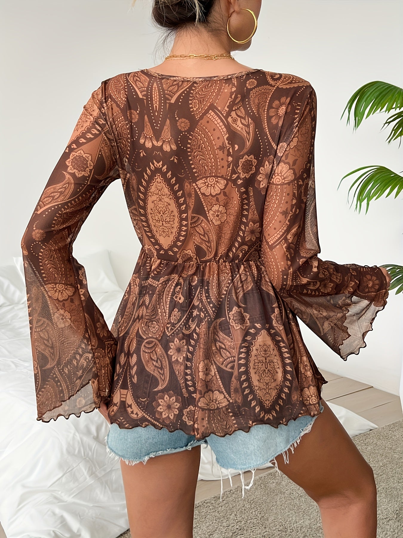 Anfisa | Boho Blouse - V-hals, Strikjes aan de voorkant, Klokmouwen, Soepelvallende Top met Lange Mouwen
