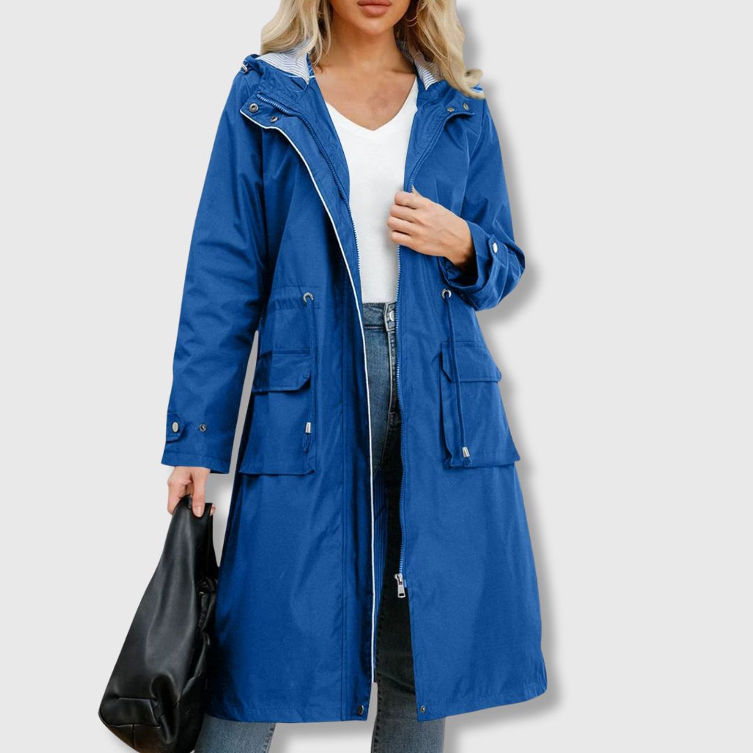 Benigna | Lange regenjas met capuchon voor dames – Waterdichte, casual outdoorjas met capuchon