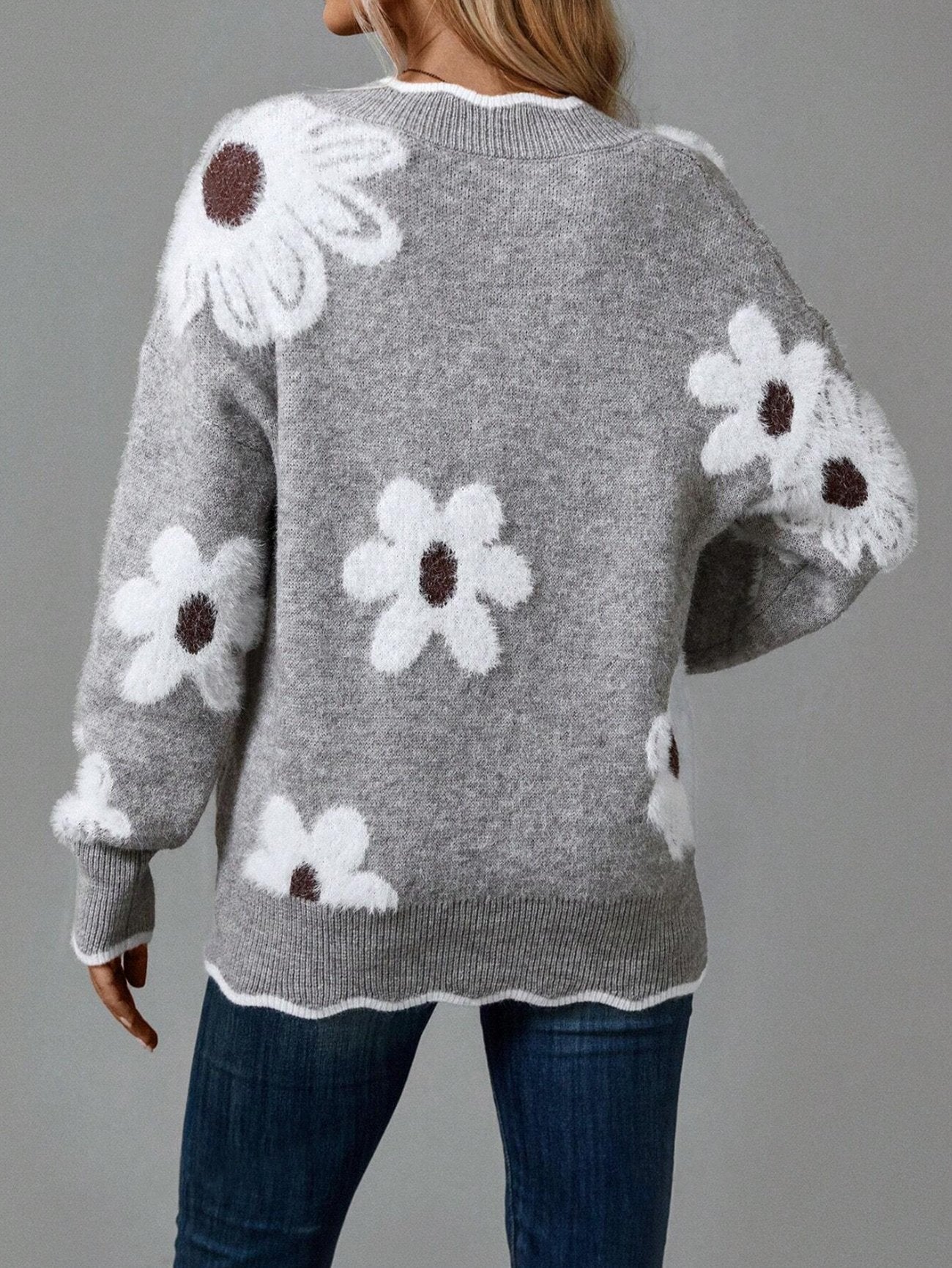 Frisia | Elegante bloemenpullover voor dames met geschulpte rand – Casual & chique tops