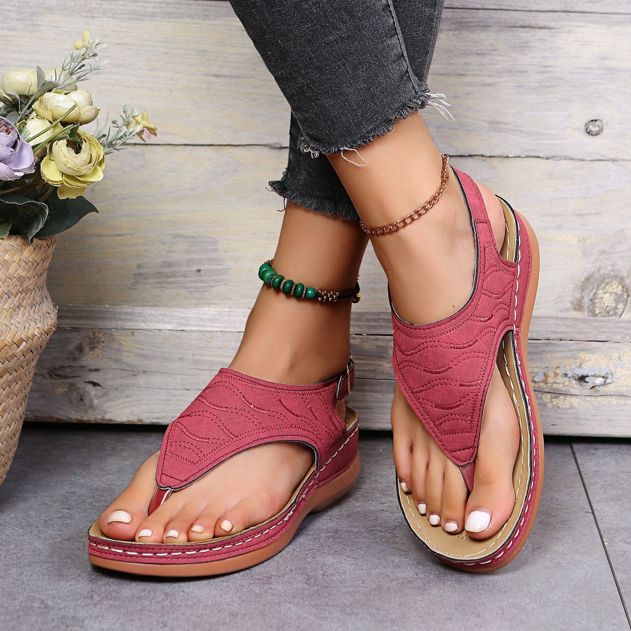 Alpara | Damessandalen met sleehak en enkelbandje - Open teen, Slingback