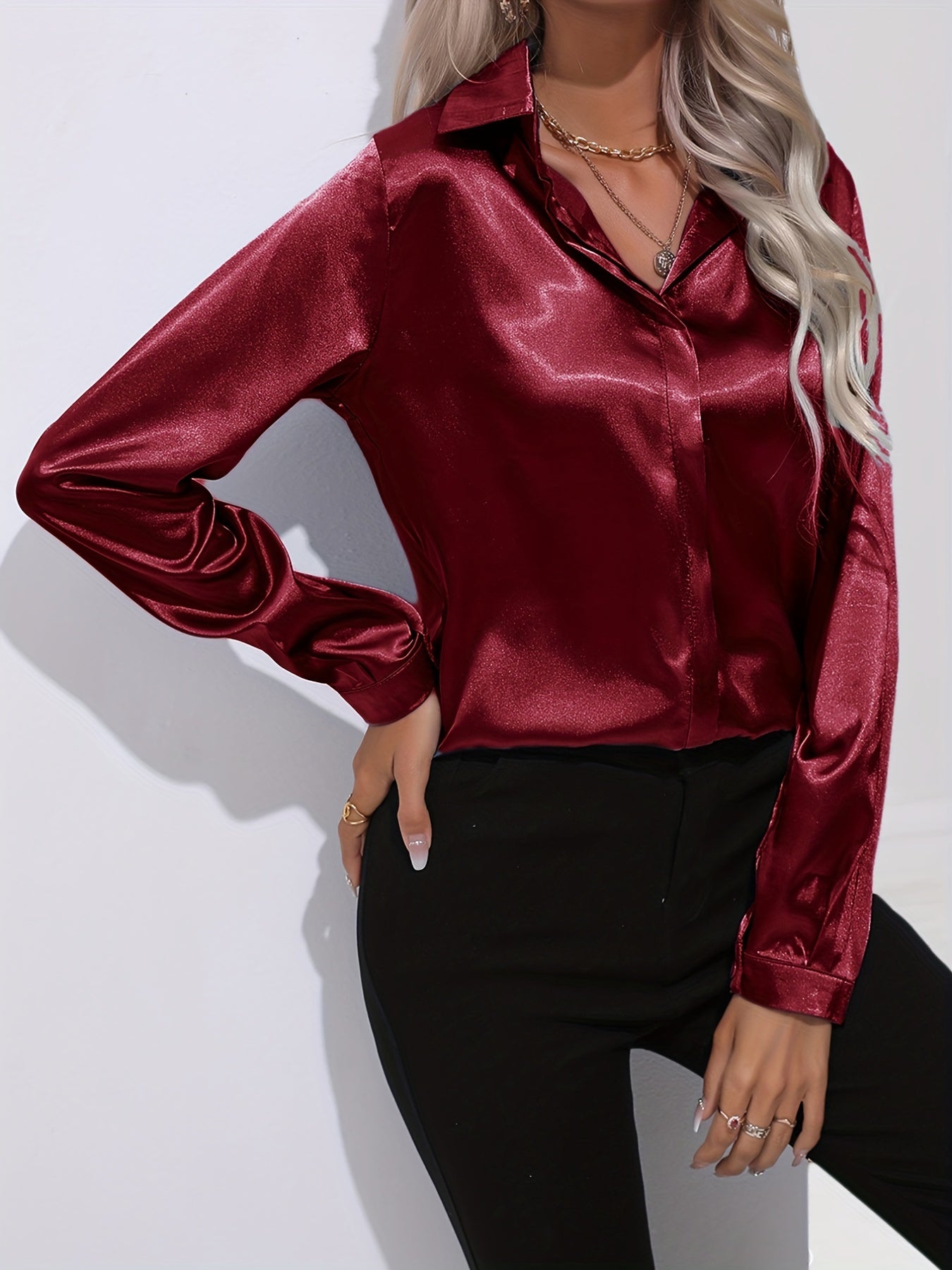 Valera | Satijnen damesblouse met lange mouwen – Elegante luxe blouse
