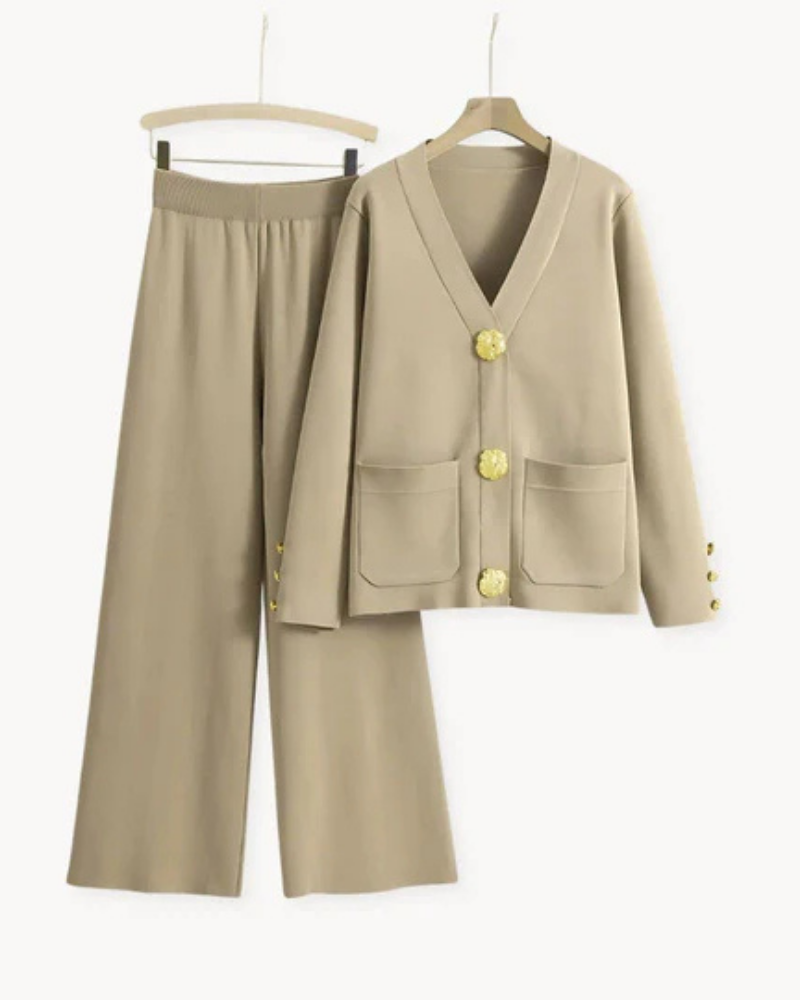 Panthea | Luxe gebreide vrouwenset - vest en broek, loungewear ensemble