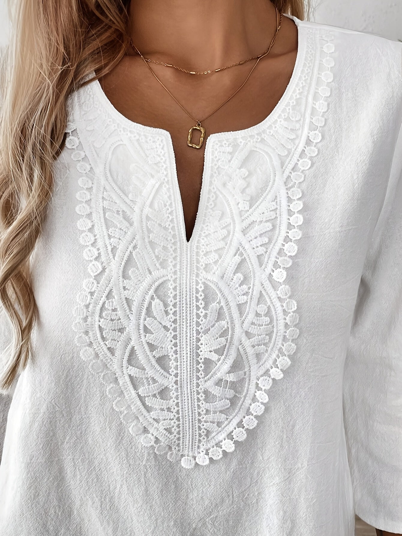 Kaari | Vrouwen Vintage Boho V-Hals Blouse - 3/4 Mouwen, Kanten Detail, Wit