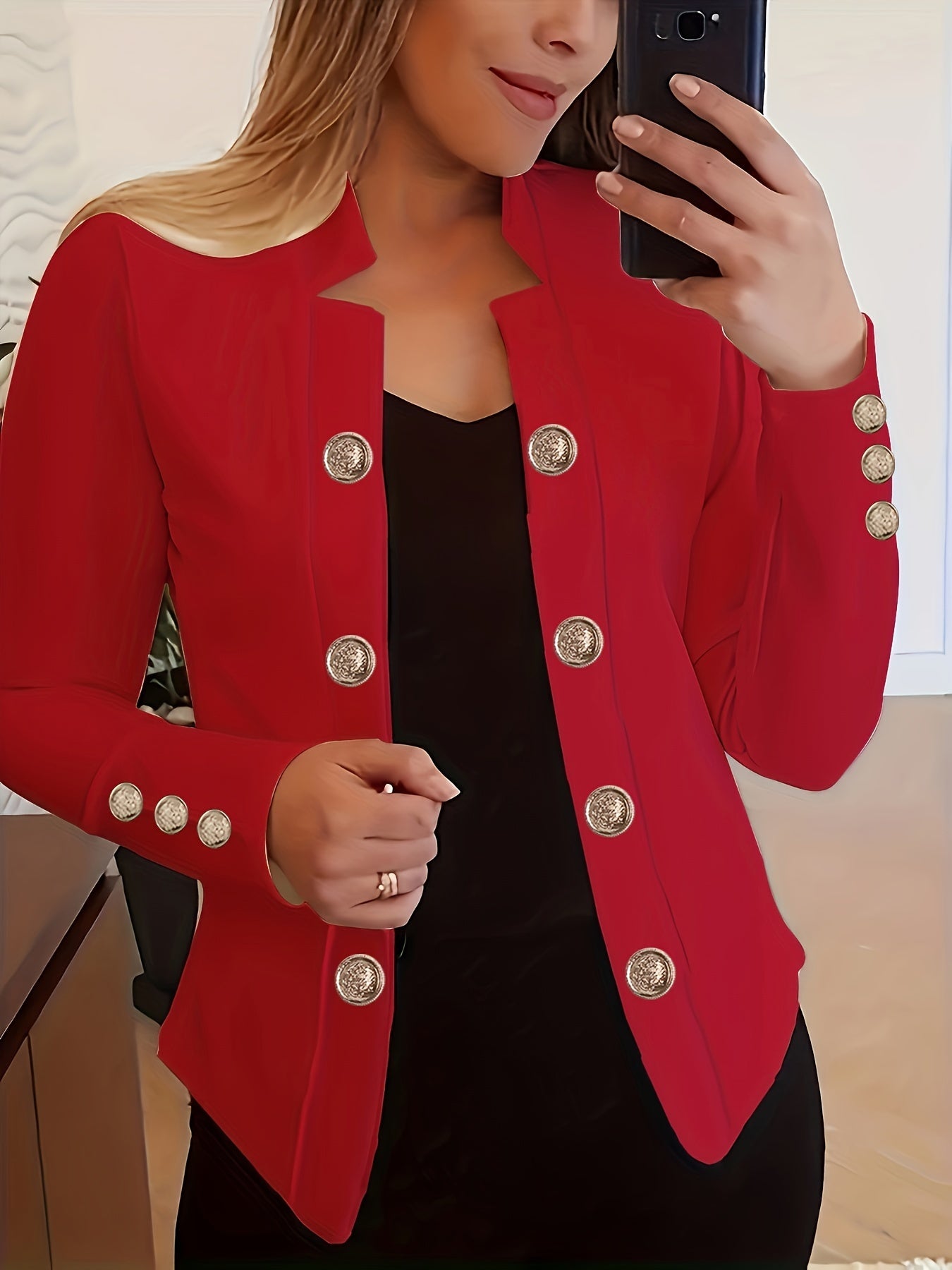 Enidra | Casual polyester jas voor dames – Manchetknopen en elegante knoopaccenten