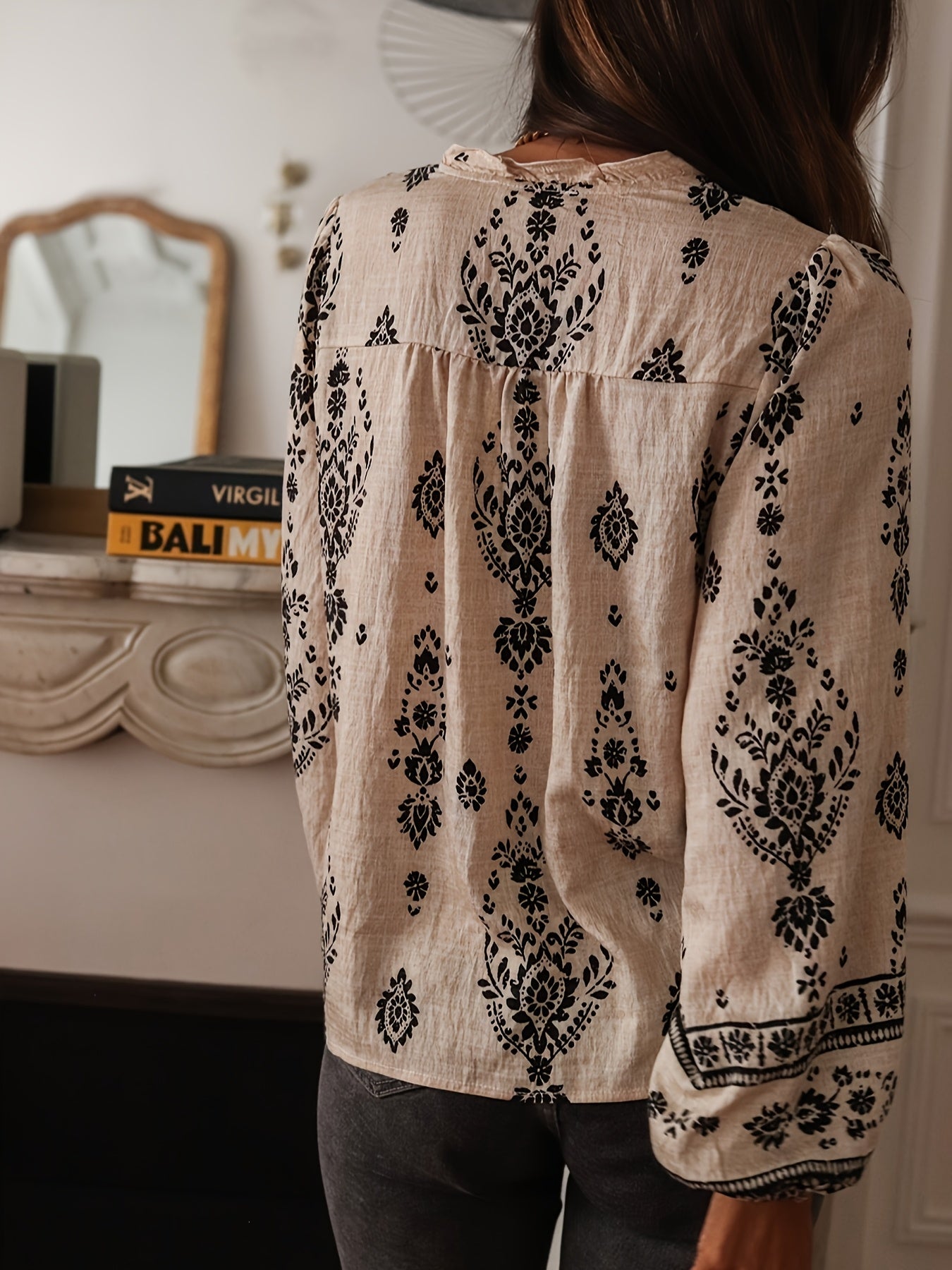 Halcyon | Geometrische bedrukte losvallende blouse met lantaarnmouwen