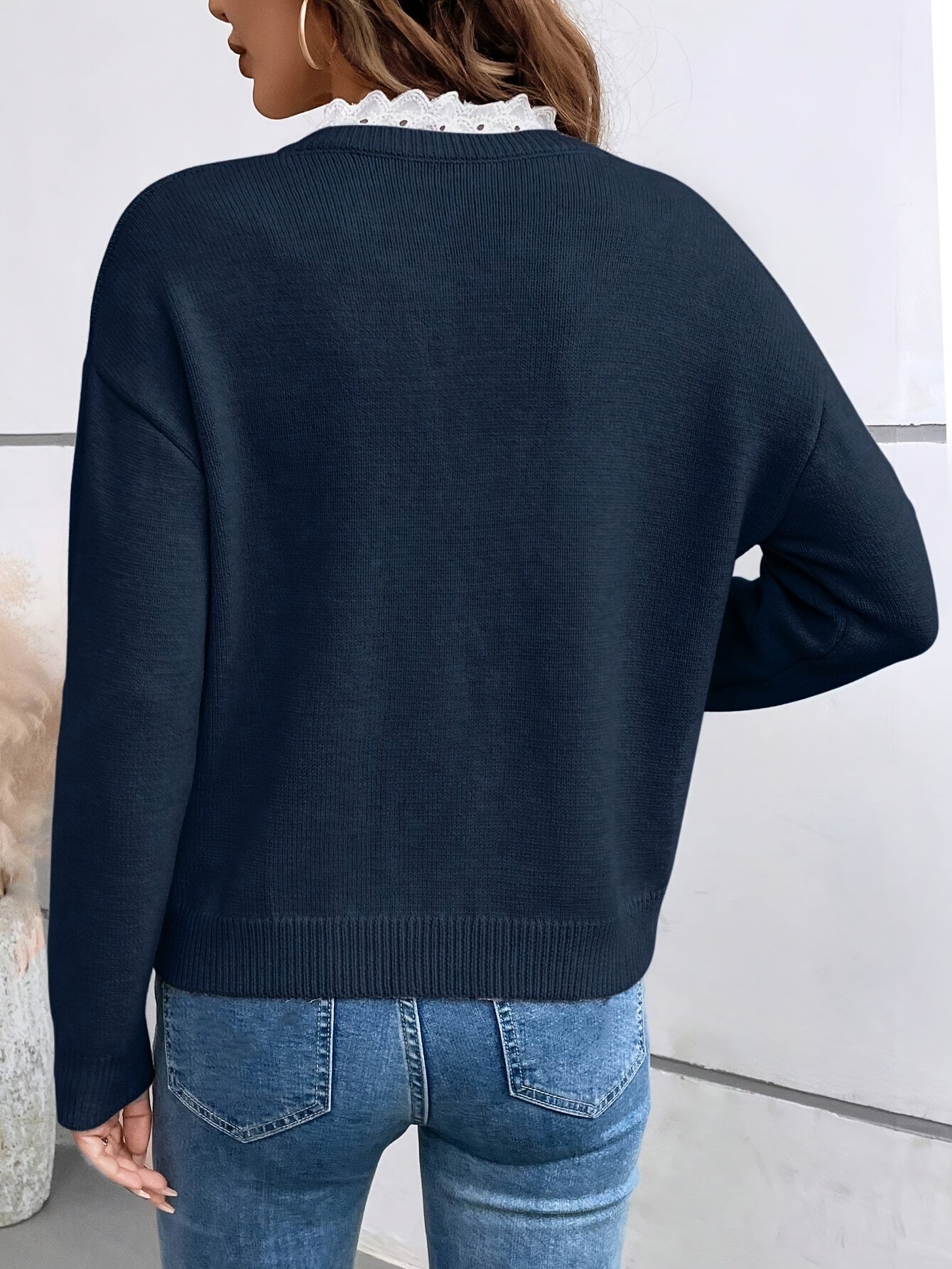 Cyrelle | Dames trui met V-hals en ruches, elegante chique pullover, lichtgewicht modieuze top