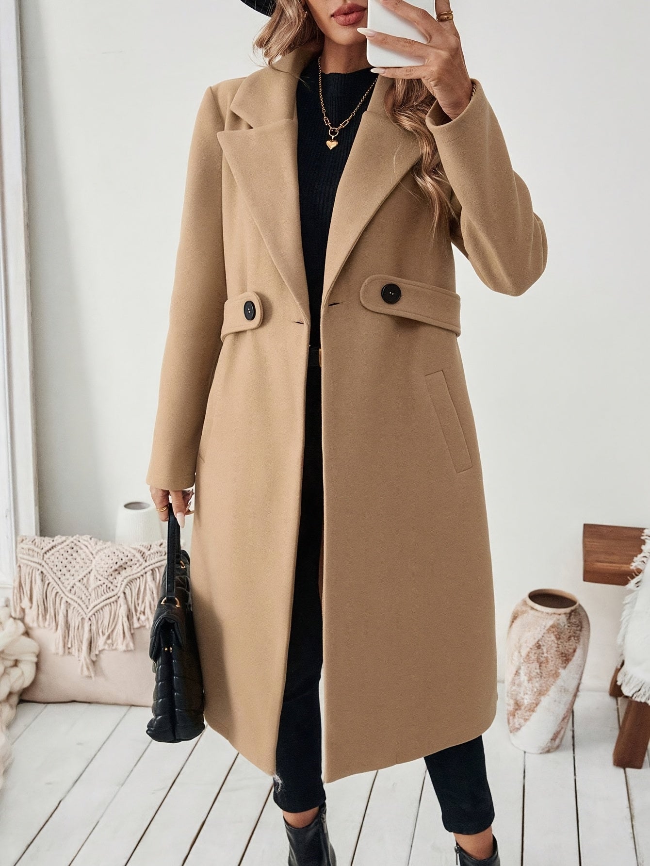 Veyrissa | Elegante lange damesjas – verstelbare riem, asymmetrische zoom, reverskraag