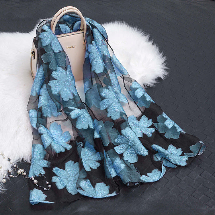 SilkPetalia | Zijden Vrouwen Sjaal met Gesneden Bloem Hol Ontwerp - Lichtgewicht, Elegant, Zacht