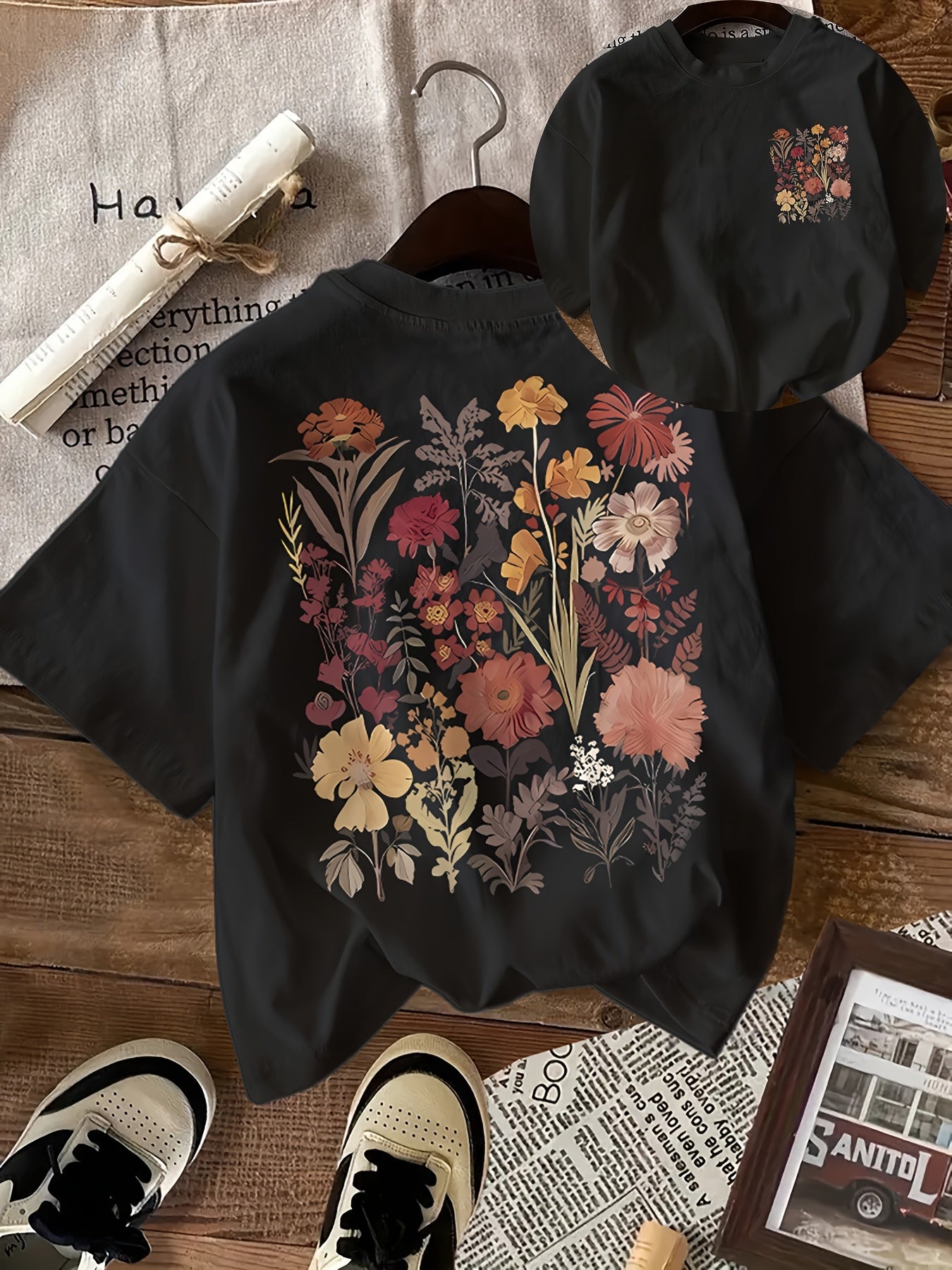 BotaniTee | Gebloemd grafisch T-shirt - Korte mouwen, ronde hals, casual katoenen T-shirt