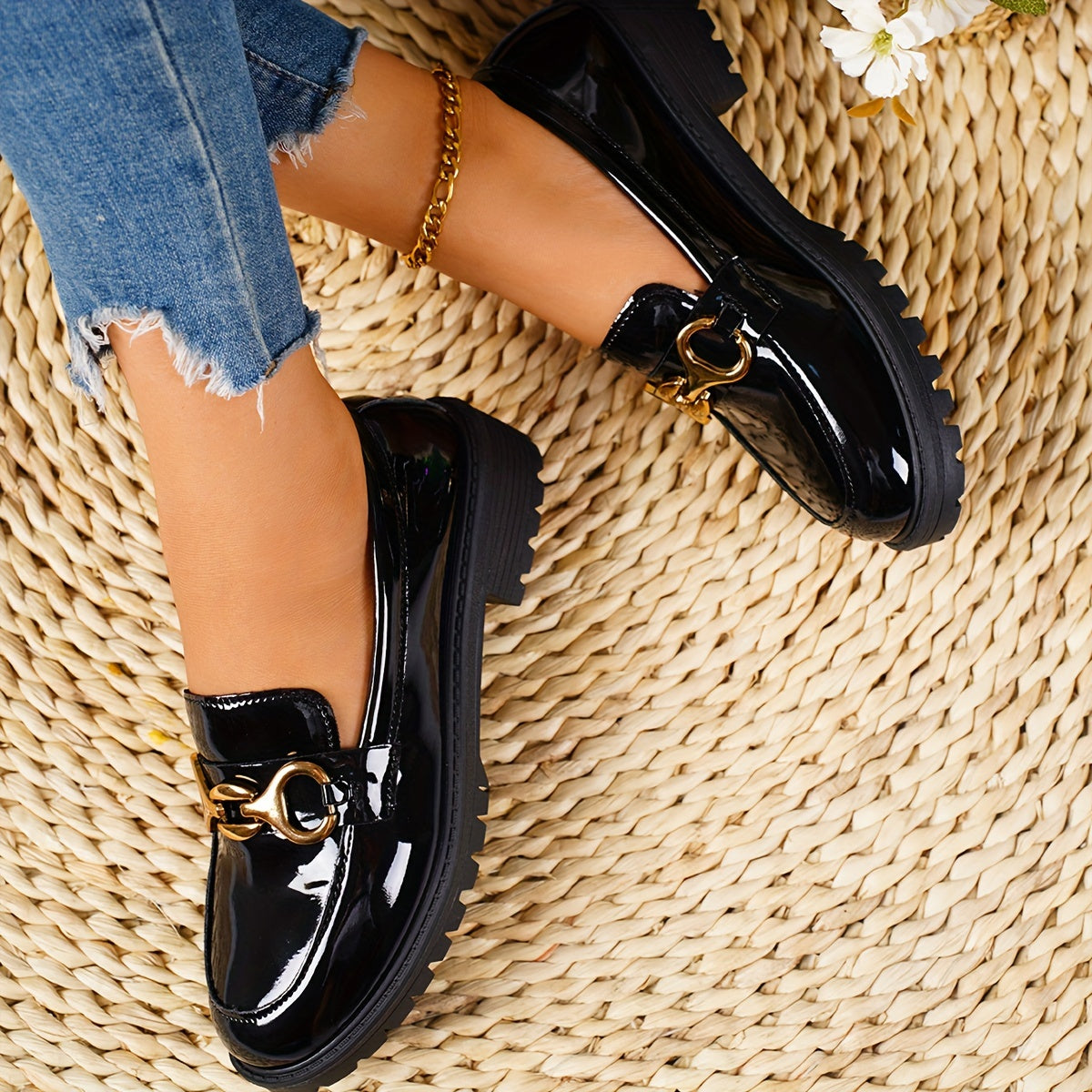 OutStride | Vrouwenglanzende Loafers - Slip-On Schoenen met Britse Stijl
