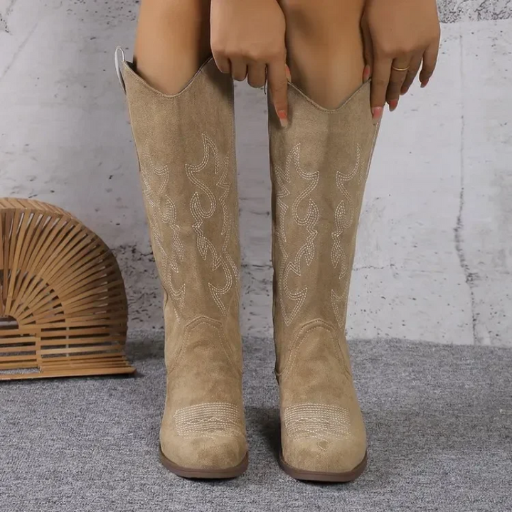 Cowbelle | Suède Western Cowboylaarzen - Puntige Teen, Middelhoge Hak, Klassiek Stiksel Detail
