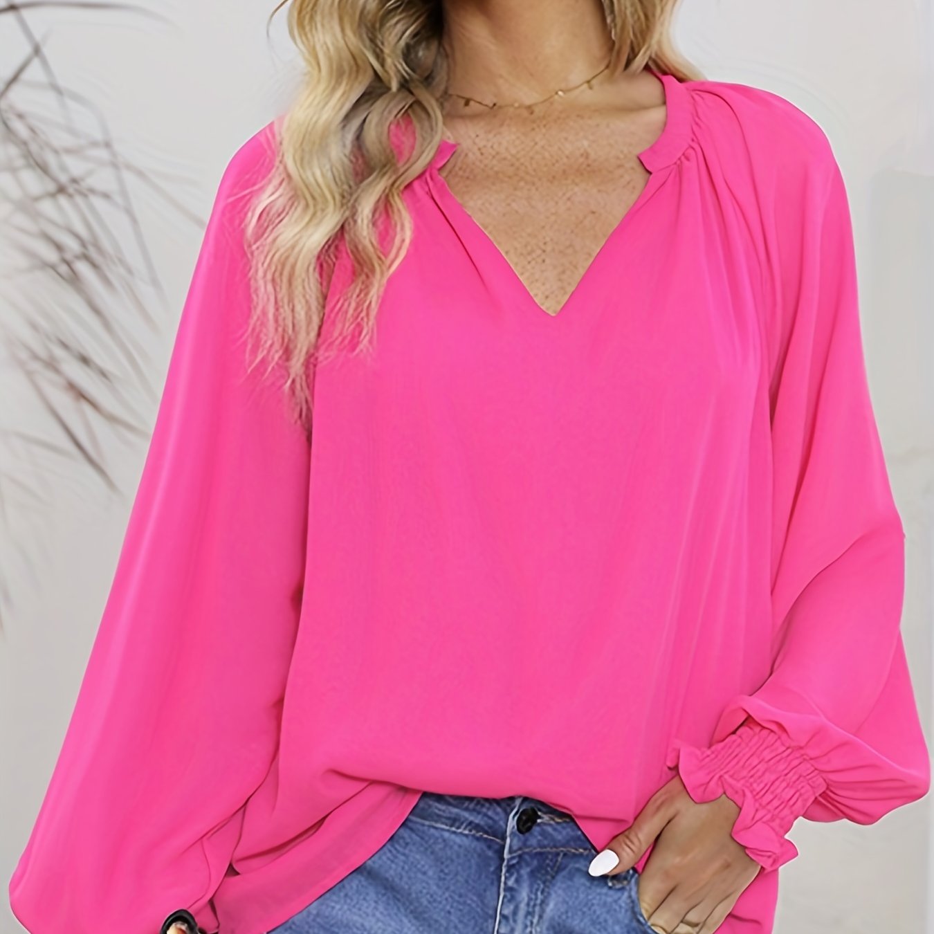 Celyra | Soepel v-halsblouse voor dames - Lantaarnmouwen, stijlvolle top voor elke dag