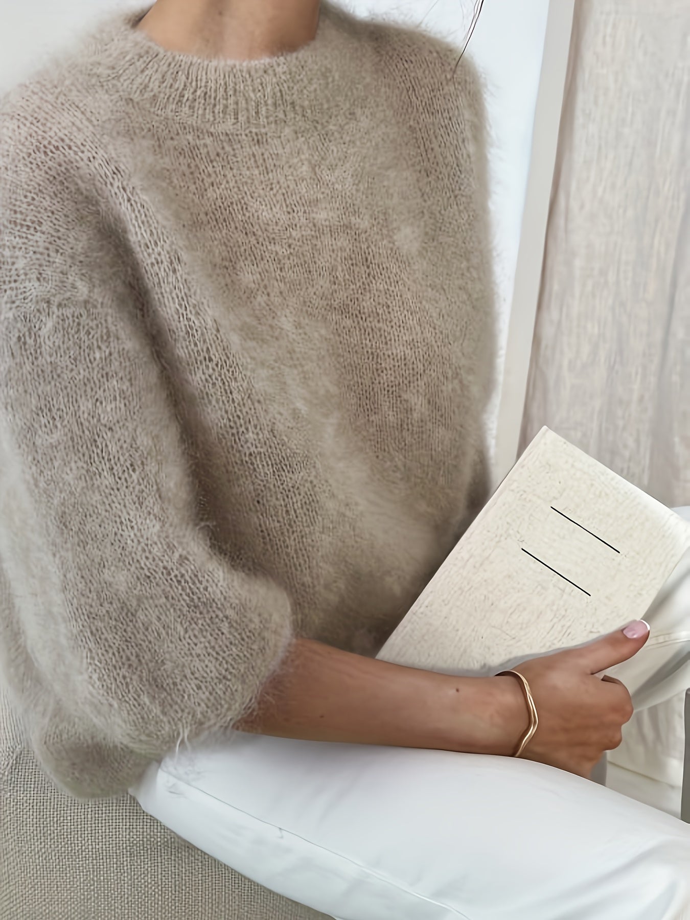 Berte | Dames trui voor herfst en winter – zachte, donzige ronde hals, halflange mouwen