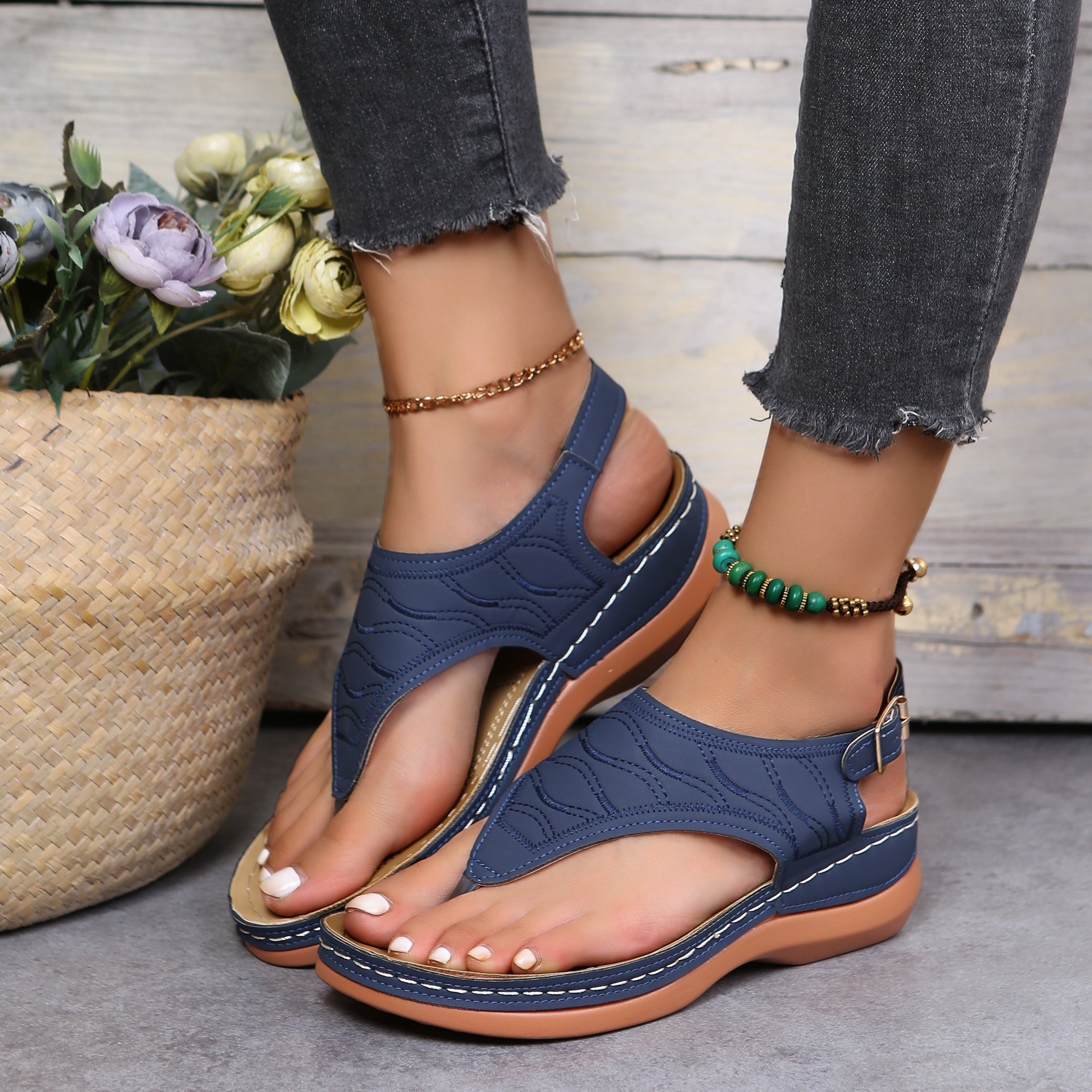 Alpara | Damessandalen met sleehak en enkelbandje - Open teen, Slingback