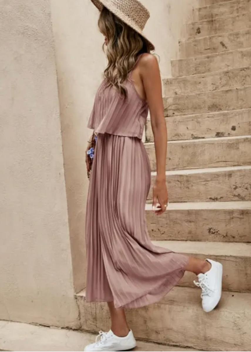 Beata | Jumpsuit met plooien voor dames - wijd uitgesneden, elegante eendelige outfit