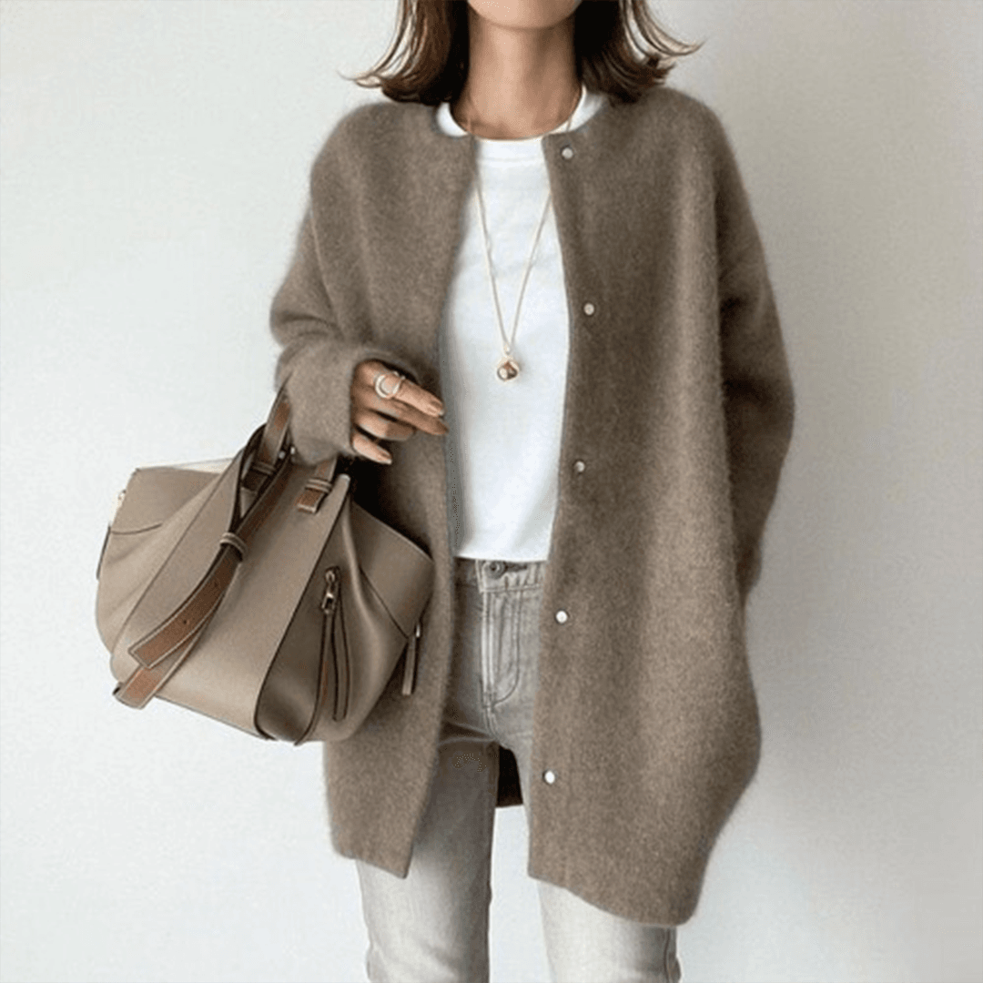 Yulisse | Lang damesvest met knopen - Stijlvol gebreid vest