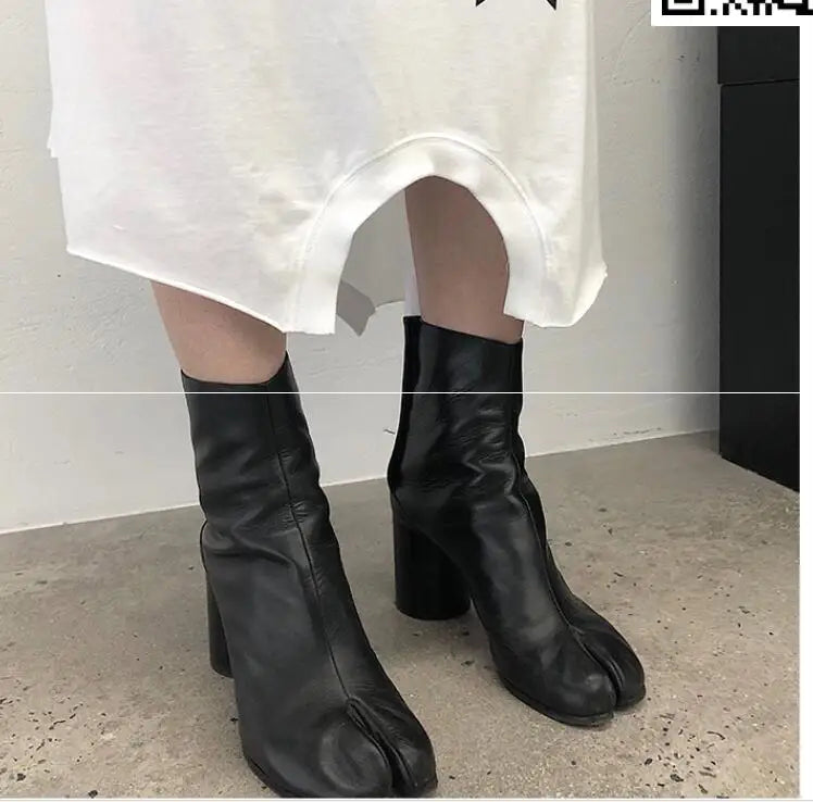Toeva | Leren Tabi-laarzen voor dames – model met gespleten teen, hoogwaardige designschoenen
