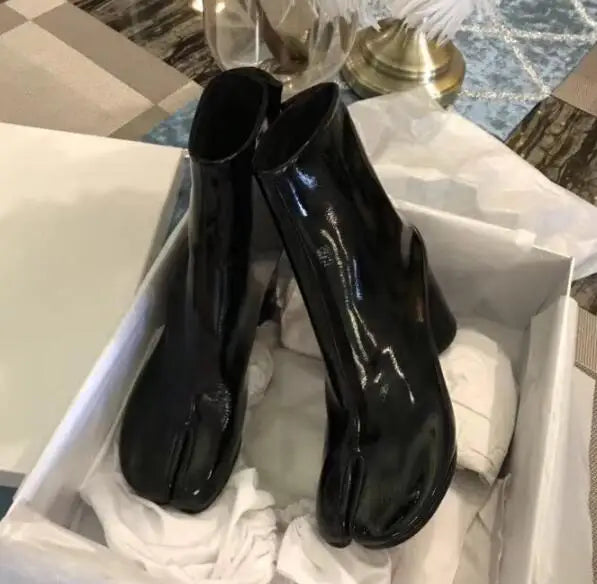 Toeva | Leren Tabi-laarzen voor dames – model met gespleten teen, hoogwaardige designschoenen