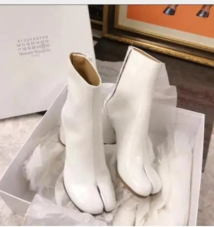 Toeva | Leren Tabi-laarzen voor dames – model met gespleten teen, hoogwaardige designschoenen