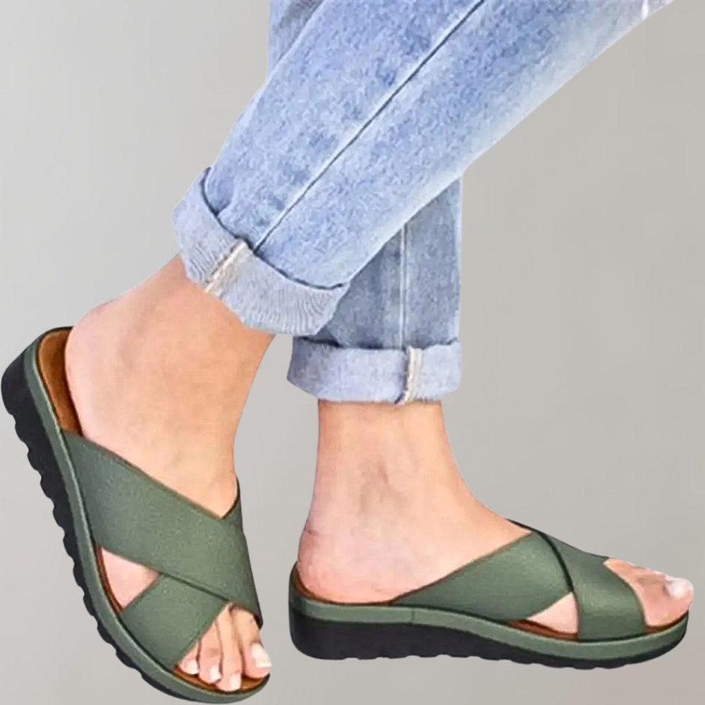 Velstra | Comfortabele Slip-On Sandalen - Kruisband, Gewatteerde Zool