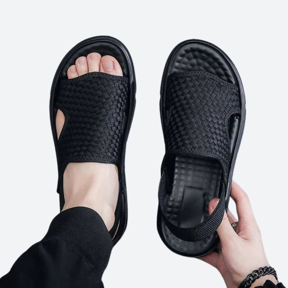 ErgoWalk | Zwarte orthopedische herensandalen - ergonomisch voetbed, ademend mesh