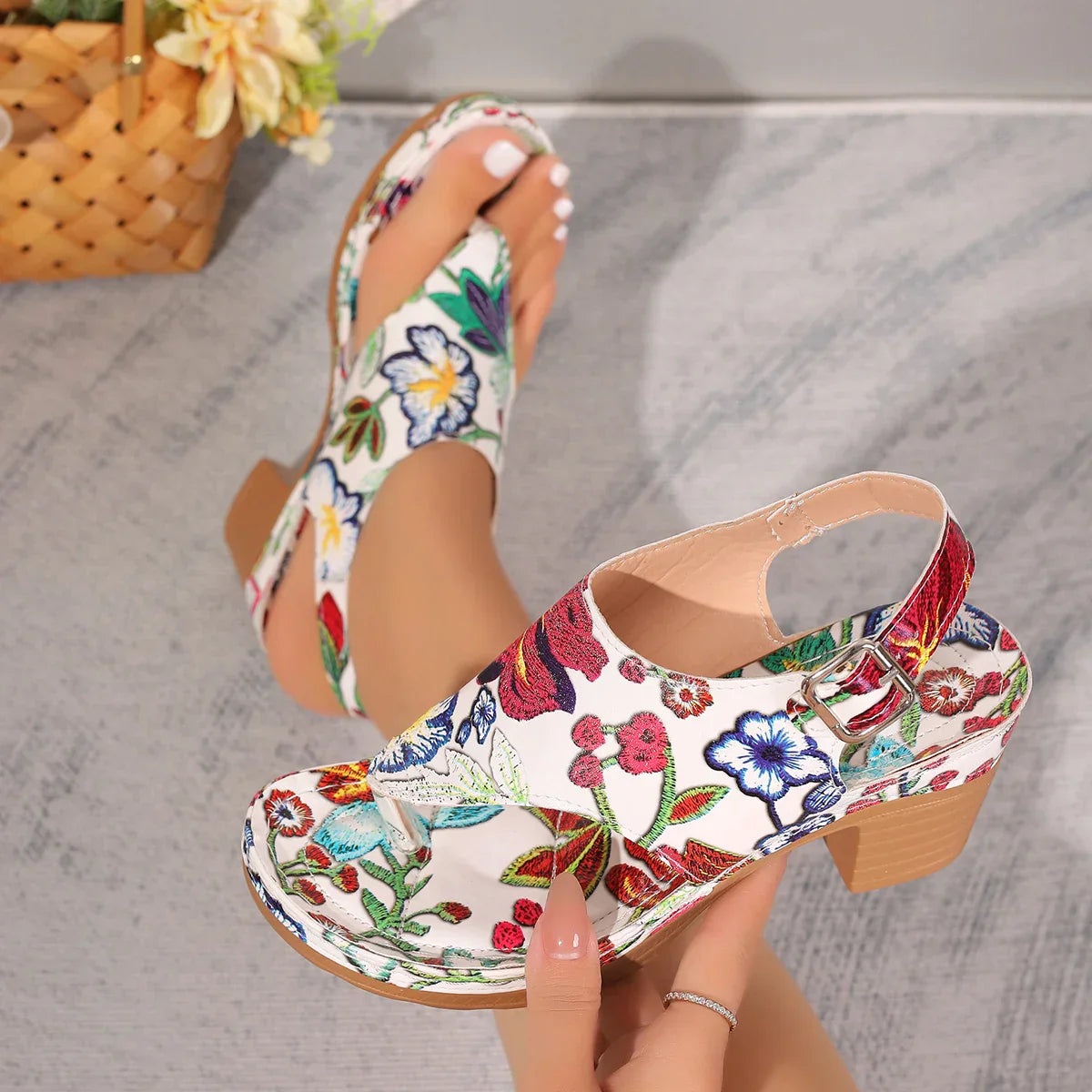 Kalithra | Bloemige sandalen met hoge hak voor dames - Stijlvol schoeisel