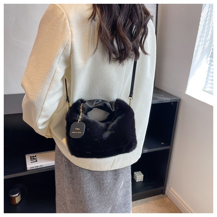Viora | Handtas van kunstbont voor dames - elegante en zachte designertas voor modieuze outfits