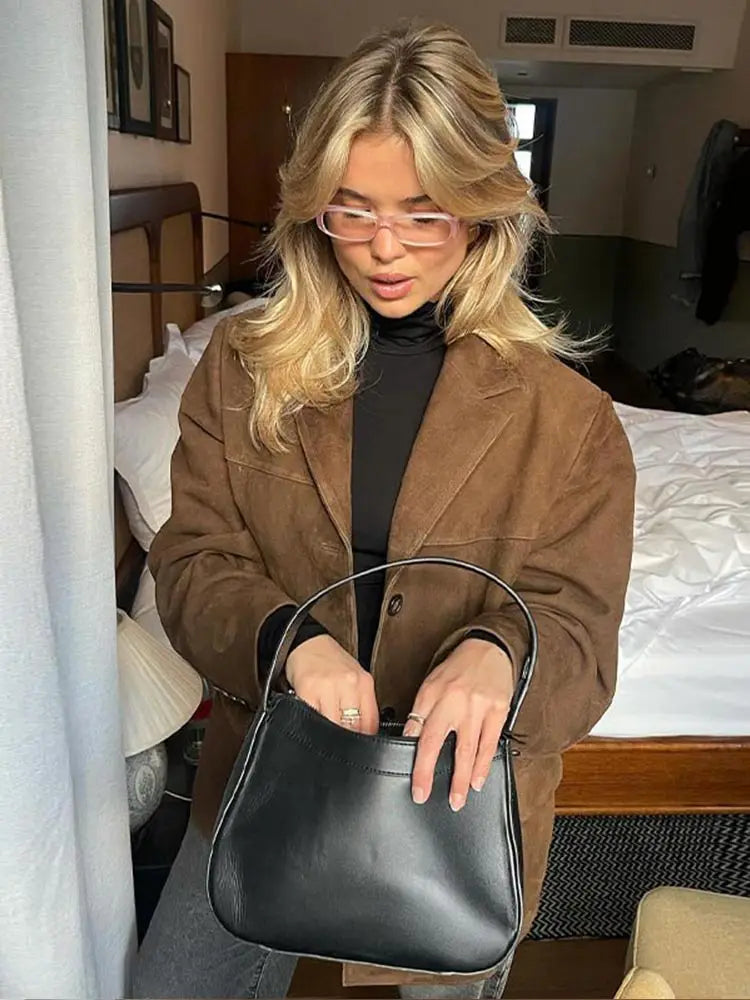 Wilhelmine | Oversized winterjas voor dames met knopen en zakken, warme casual jas, stijlvolle bovenkleding