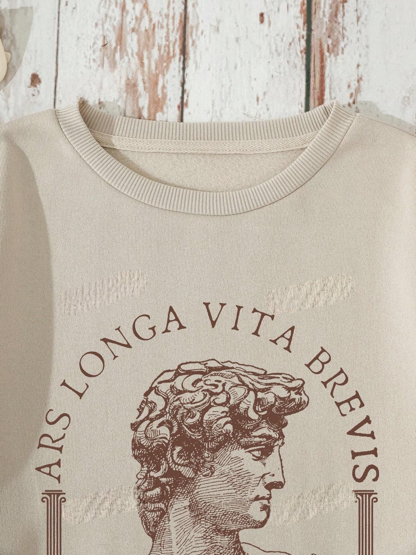 Wanja | Sweatshirt met ronde hals en letterprint – Oversized casual trui, top in academische stijl