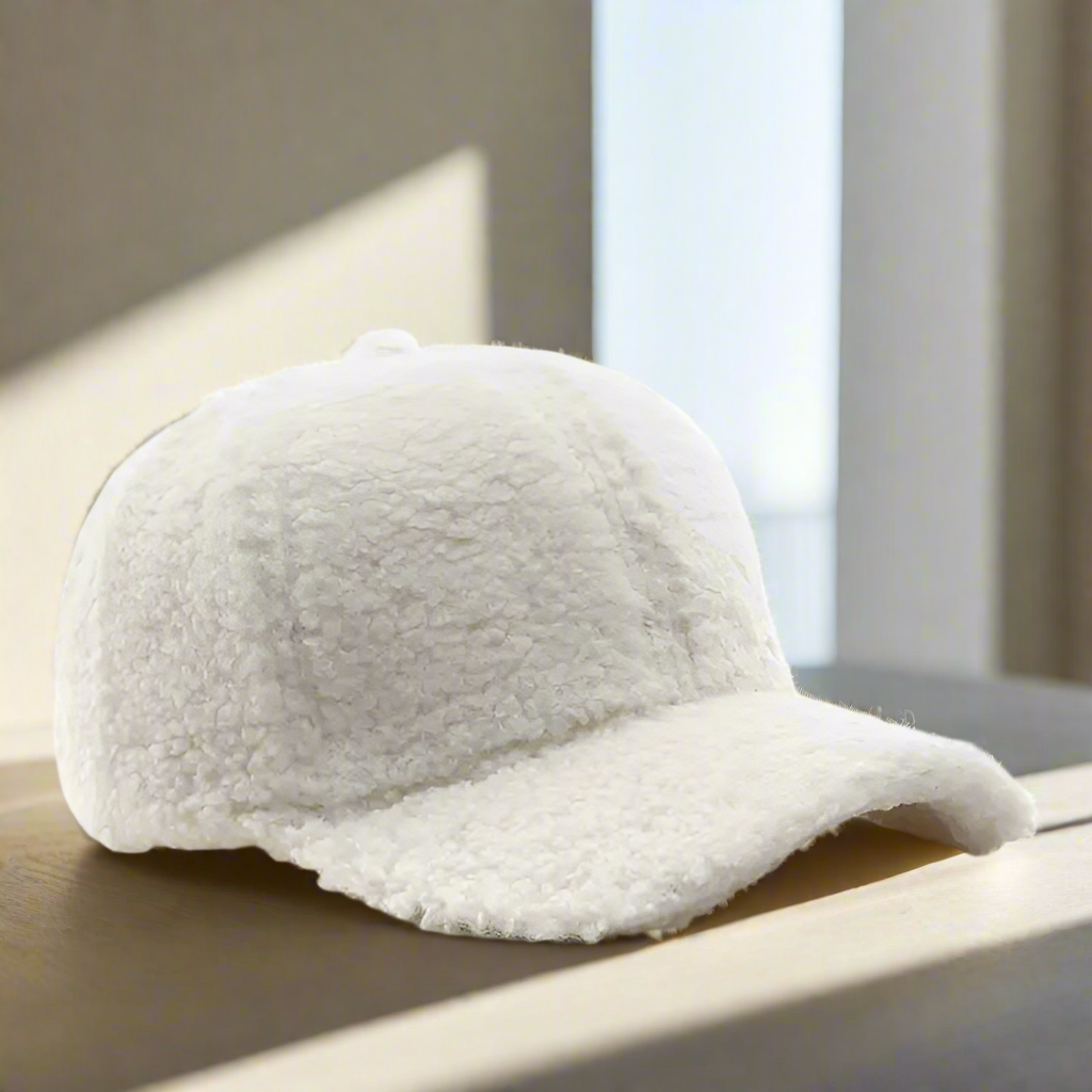CozyCap | Teddy Cap – Verstelbare winterpet, pluche teddyfleece (56-59 cm)