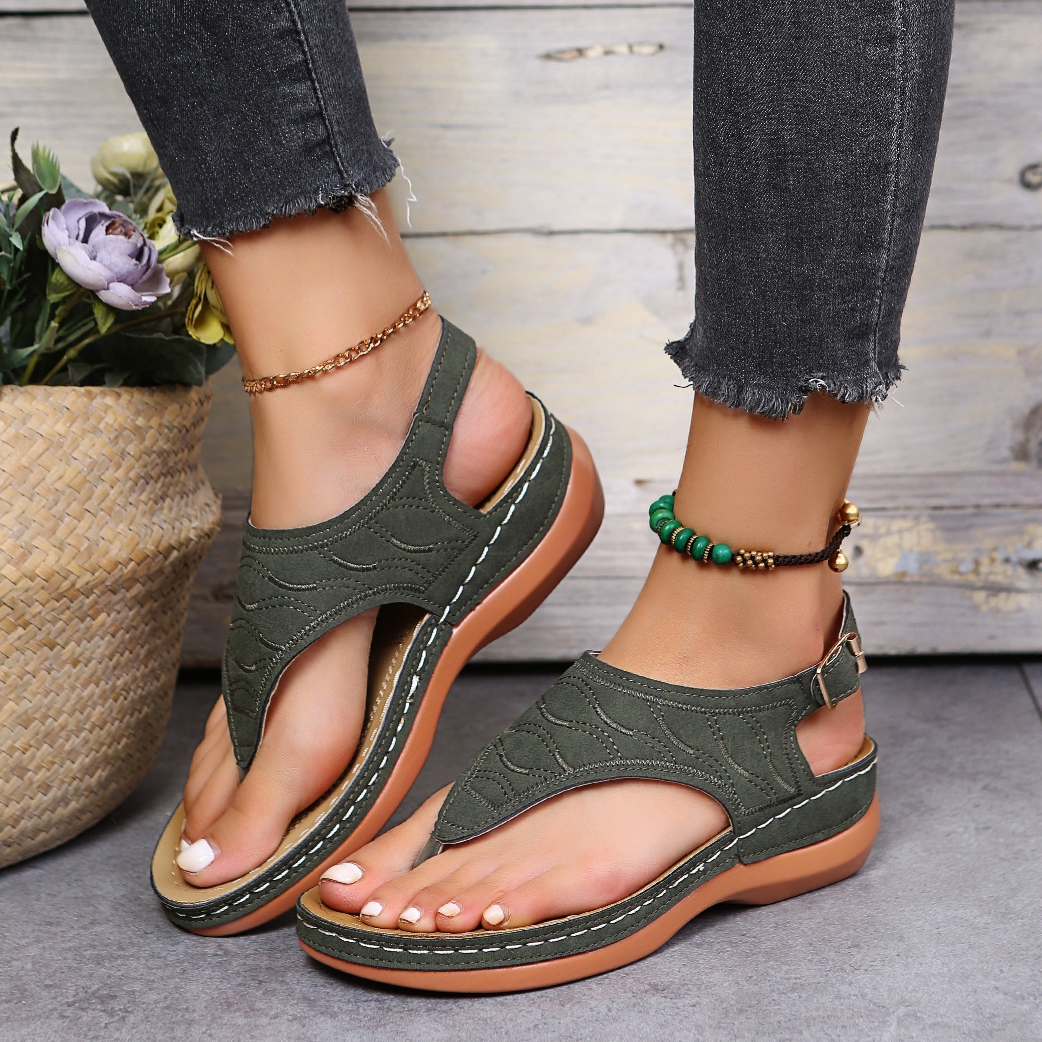 Alpara | Damessandalen met sleehak en enkelbandje - Open teen, Slingback
