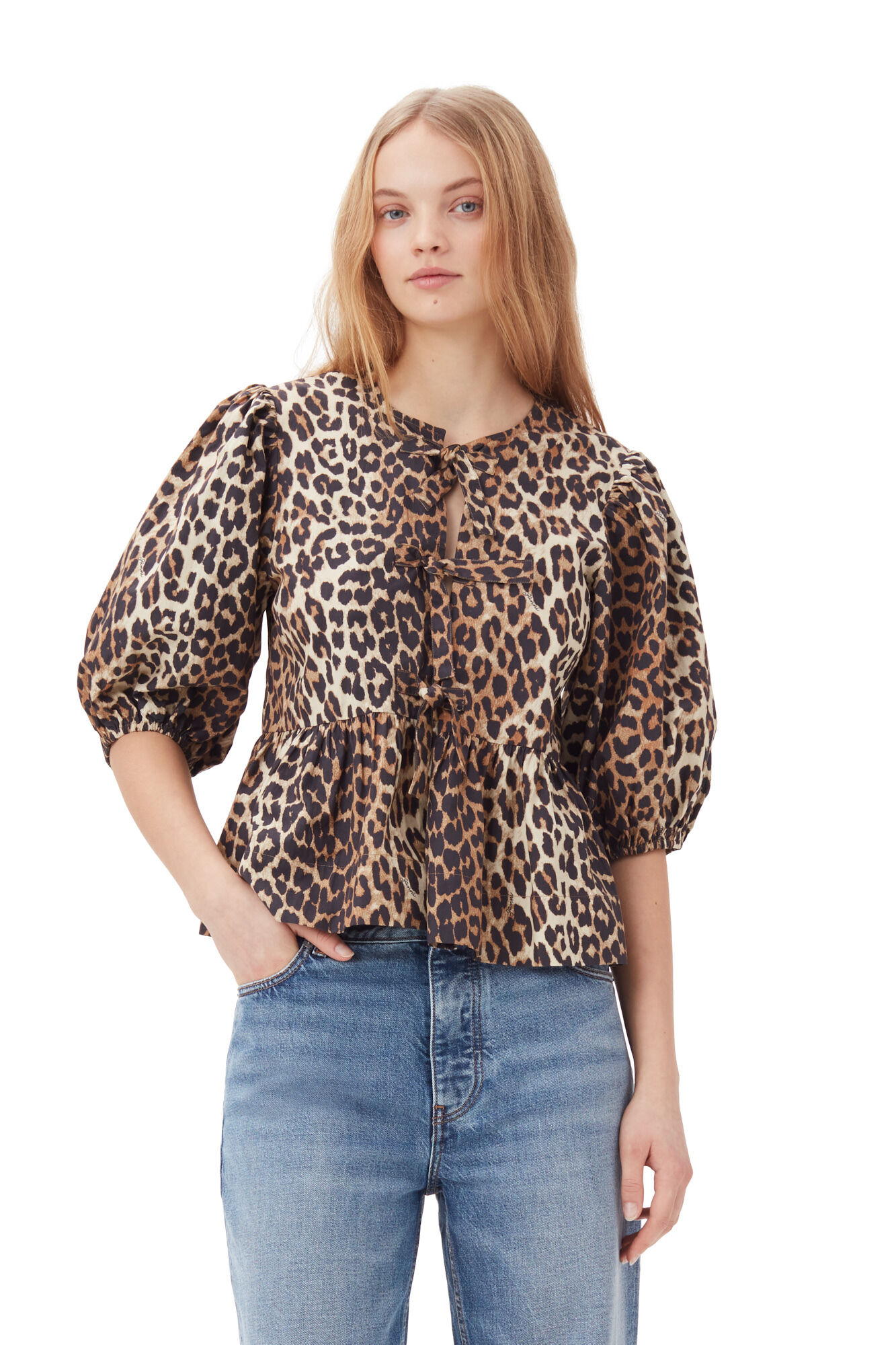 Berynth | Damesblouse met pofmouwen en striksluiting - Elegante top