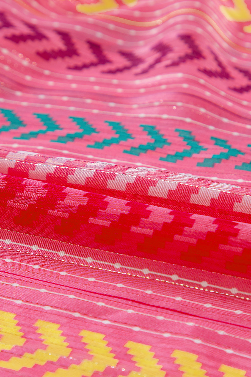 Mevelyn | Boho Western Maxi-jurk voor vrouwen - Roze V-hals met kwastjes, spaghettibandjes & allover print