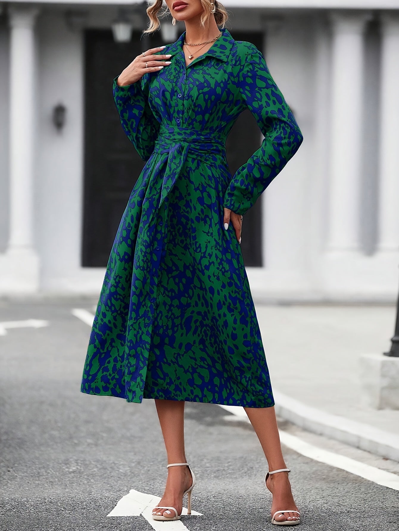 Solvita | Elegante overhemdjurk met geometrische print - Midi tuniek met tailleband