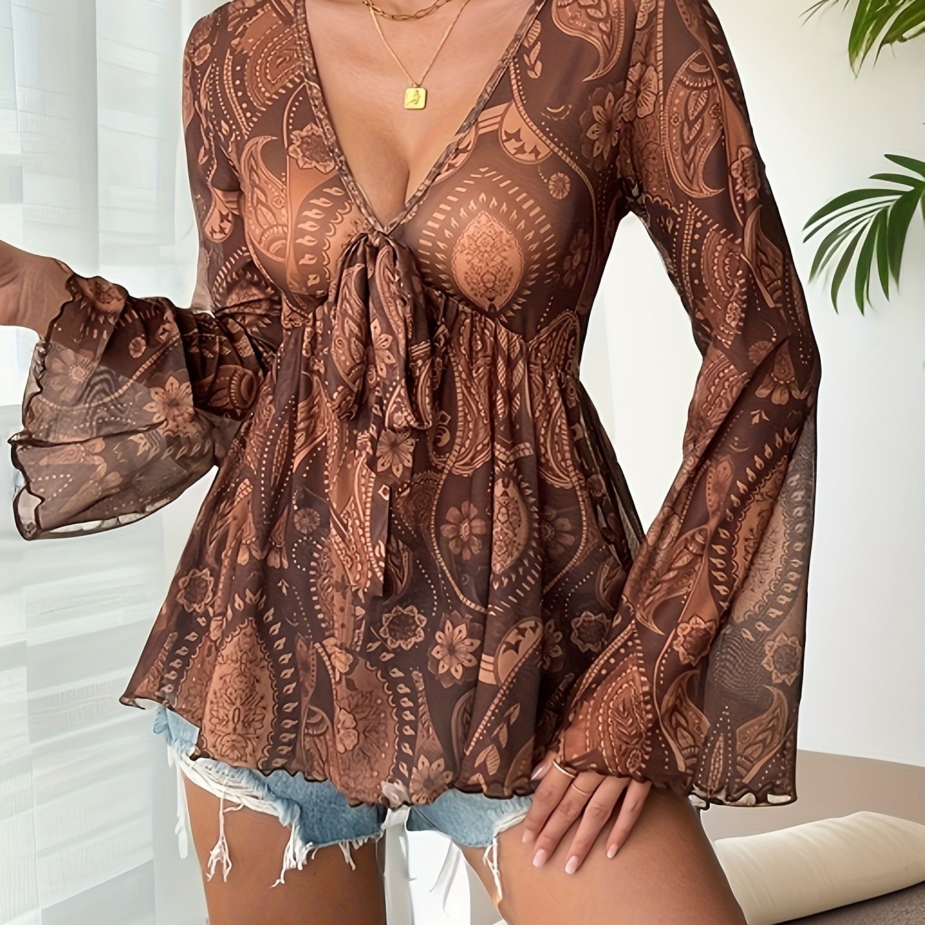 Anfisa | Boho Blouse - V-hals, Strikjes aan de voorkant, Klokmouwen, Soepelvallende Top met Lange Mouwen
