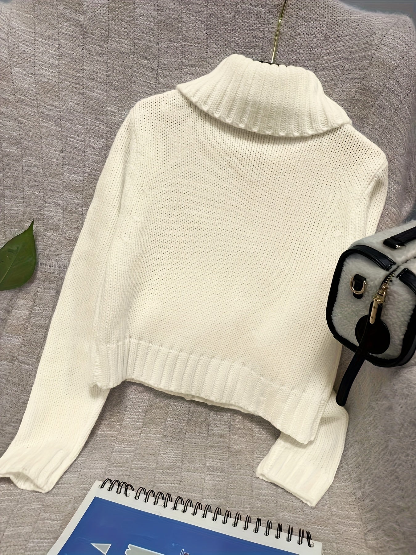 Althaea | Slim-Fit damesvest trui - meerdere knopen, grote rits, opstaande kraag, gebreide top met lange mouwen