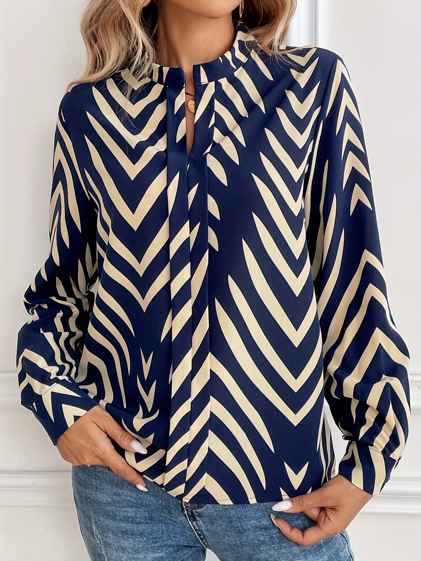 Praskovia | Chevron Patroon blouse met ingekeepte hals, Elegante Lange Mouwen Losse Blouse