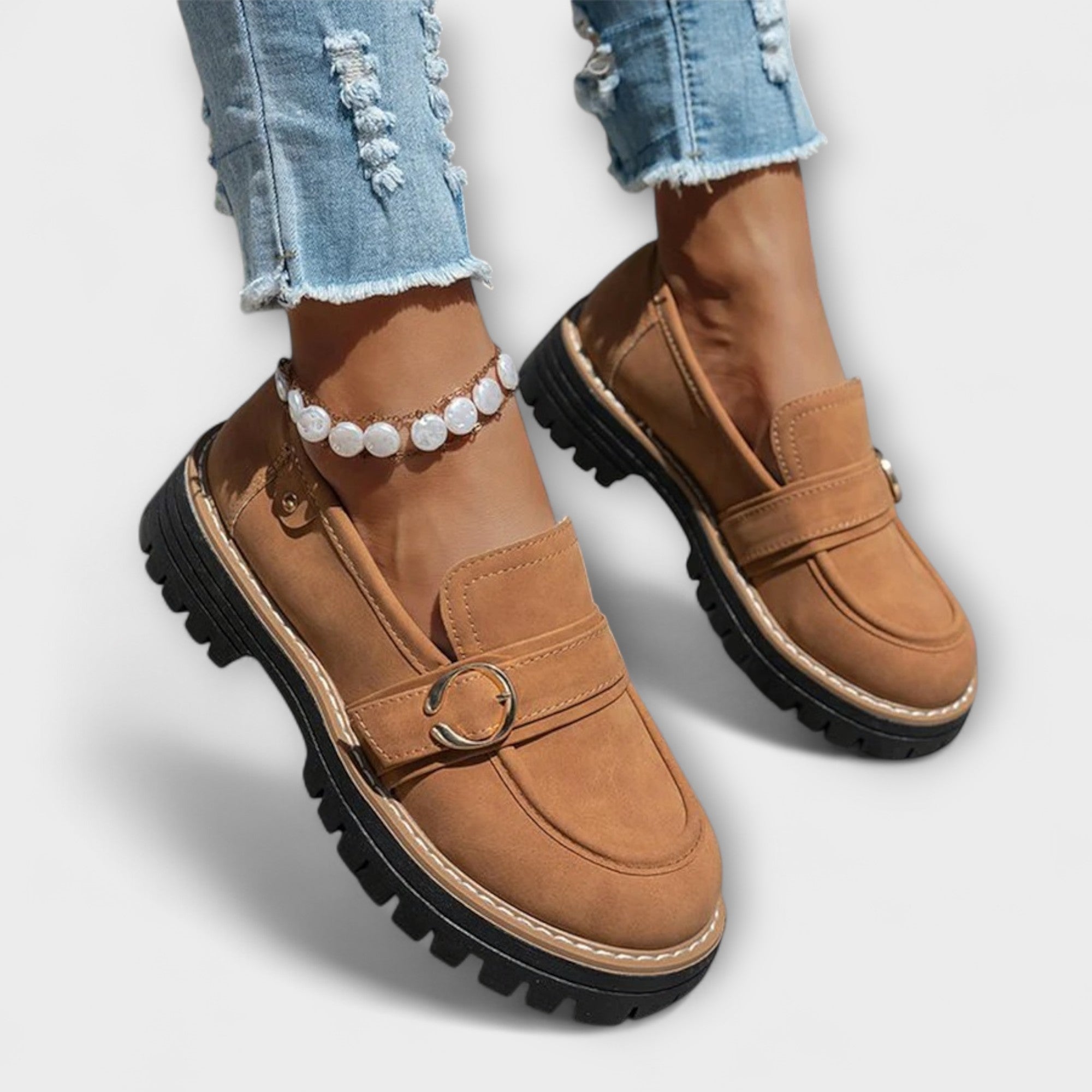 GildStep | Damesplatformloafers – Gouden gesp, comfortabele leren loafers voor werk en vrije tijd