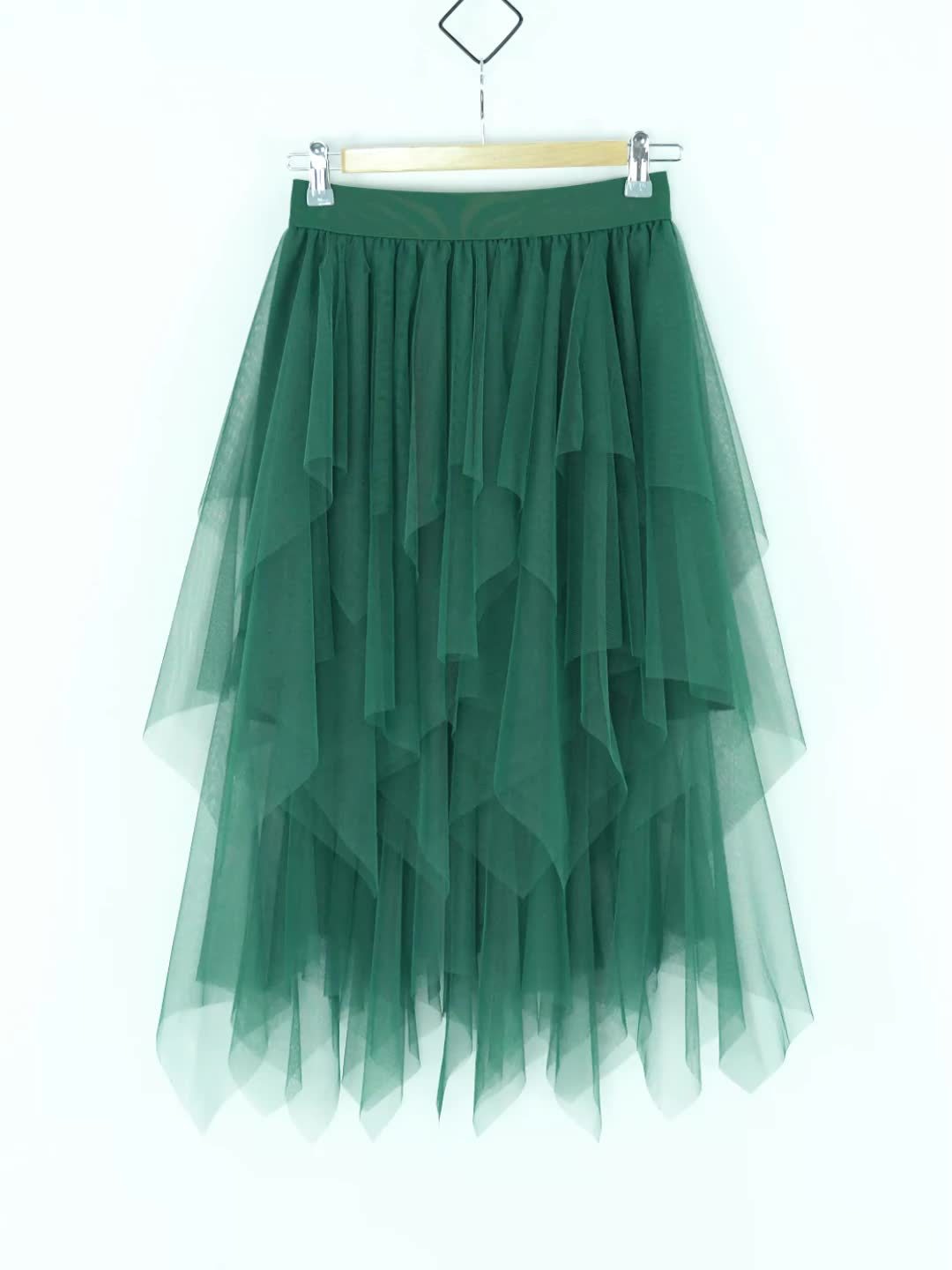 Viorica | Elegante damesrok in tule - gelaagd mesh, asymmetrische zoom, vloeiende midirok
