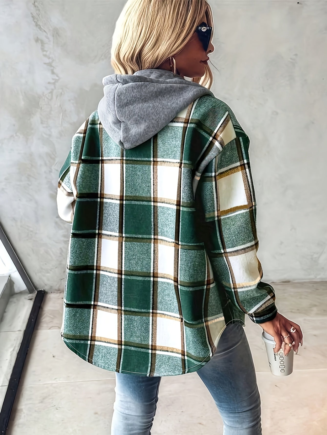 Thyrza | Retro geruite damesjas met capuchon – Casual jas voor alle seizoenen