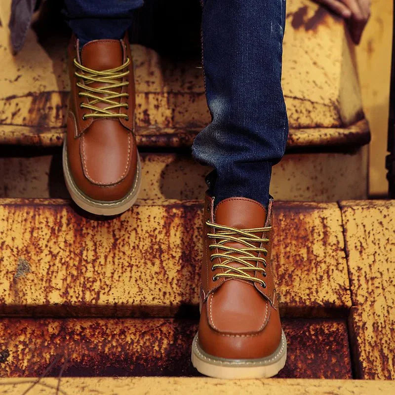 UrbanTread | Moc Toe-veterschoenen voor heren – Casual leren enkellaarzen met stevige zool