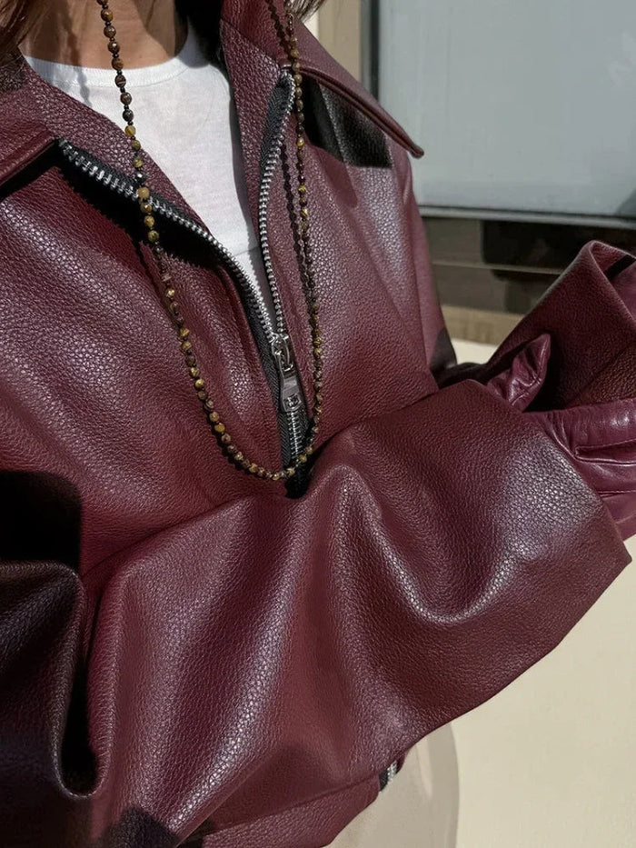 Julika | Klassiek rood leren damesjack, tijdloze chique look, duurzaam kunstleer, casual en avondkleding