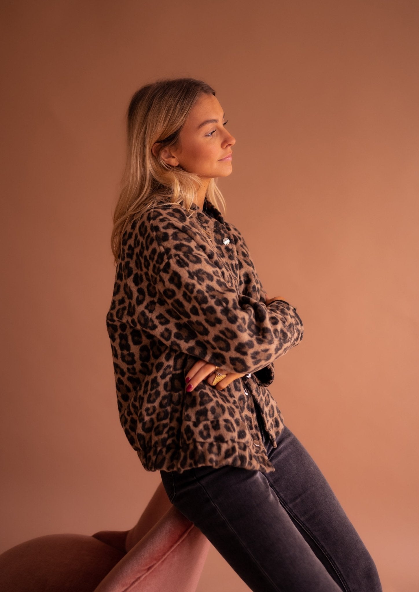 Enestra | Zacht jasje met luipaardprint voor dames – Lichtgewicht jas met patroon, casual en trendy