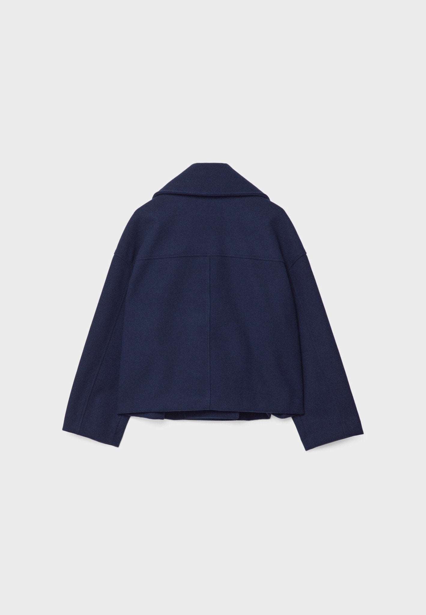 Xaviera | Korte winterjas voor dames met dubbele knoopsluiting – jas van wolmix met brede revers