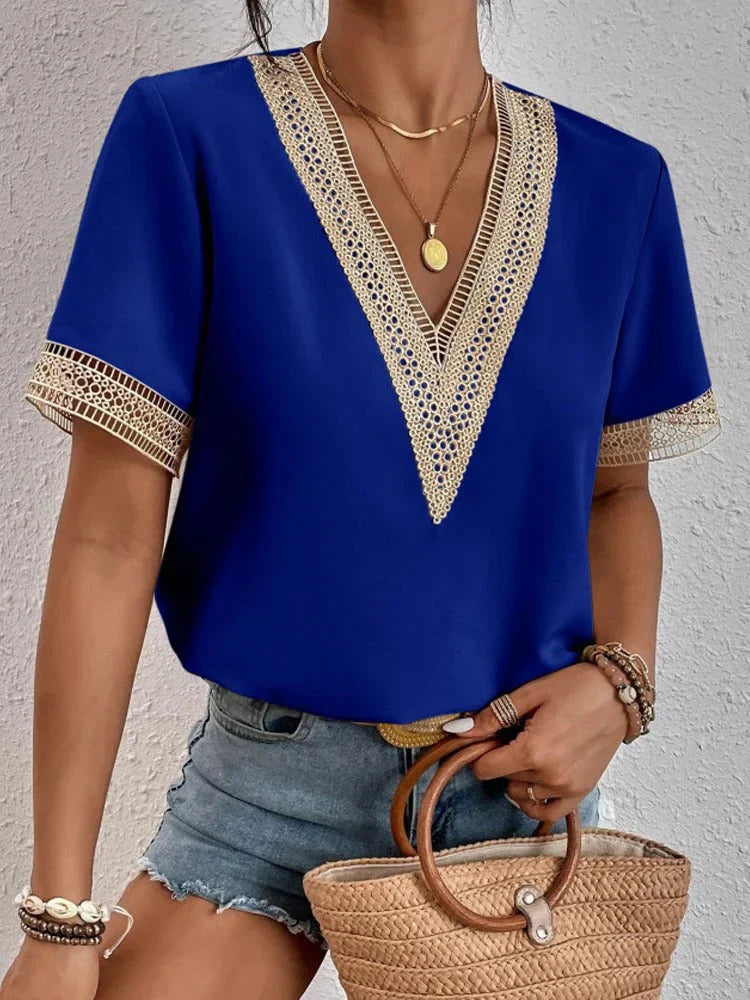 Elvessa | Elegante V-hals Kanten Blouse - Korte Mouw, Uitgeholde Rand