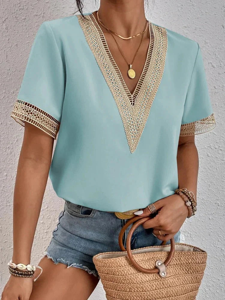 Elvessa | Elegante V-hals Kanten Blouse - Korte Mouw, Uitgeholde Rand